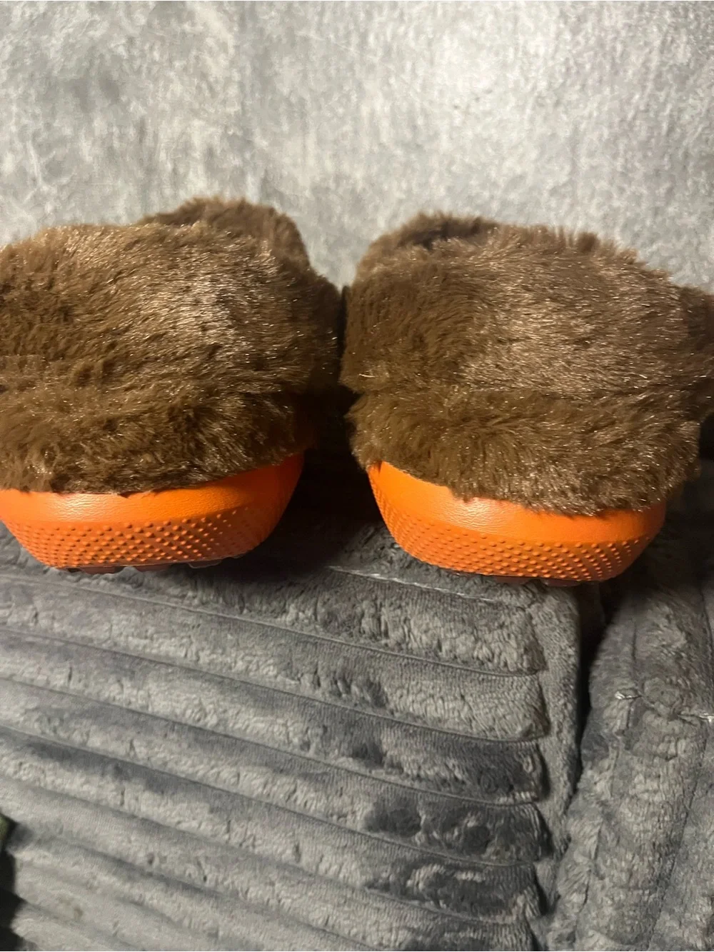 CROCS Orange Faux-Fur Lined Classic Clog with Charms South Park limited edition